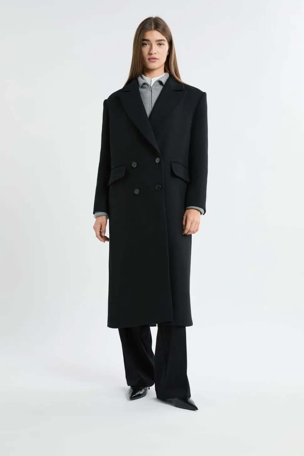 Abrigo largo de corte recto con lana