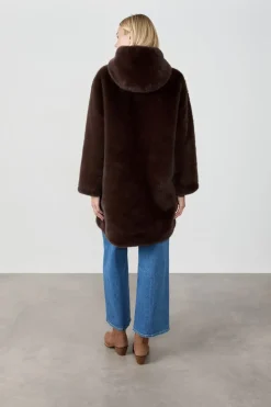 Abrigo largo de piel sintética