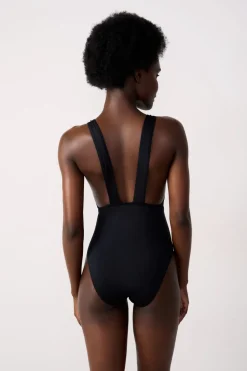 Bañador escote en V