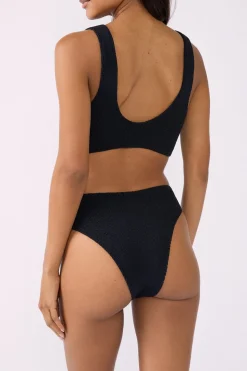 Bikini de pierna alta con braguita elástica