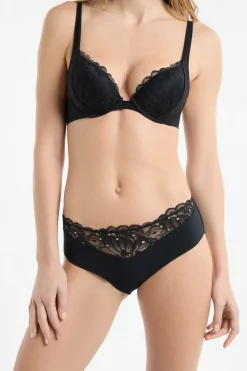 Braga culotte con detalles de encaje