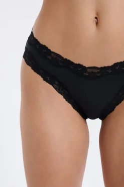 Braga de microfibra y encaje