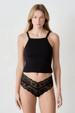 Braguita brasileña en V de encaje