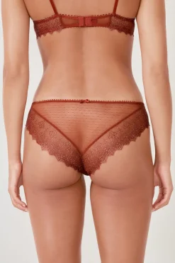 Braguita con encaje