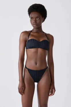 Braguita de bikini brasileña de pierna alta