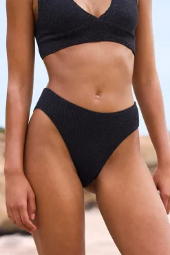 Braguita de bikini de tiro alto brillante