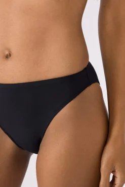 Braguita de bikini menstrual