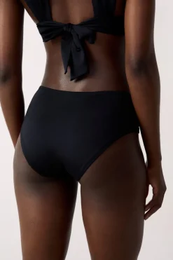 Braguita de bikini shorty