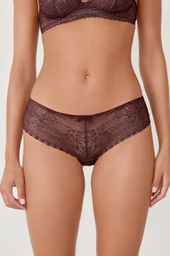 Braguita de encaje con efecto brillante