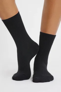 Calcetines con efecto acanalado