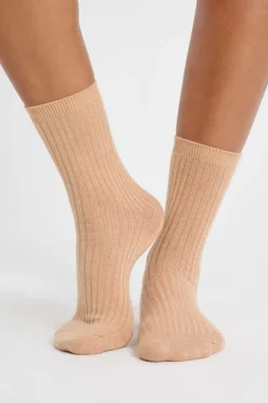 Calcetines con efecto acanalado