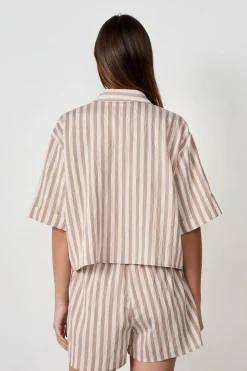 Camisa de manga corta a rayas