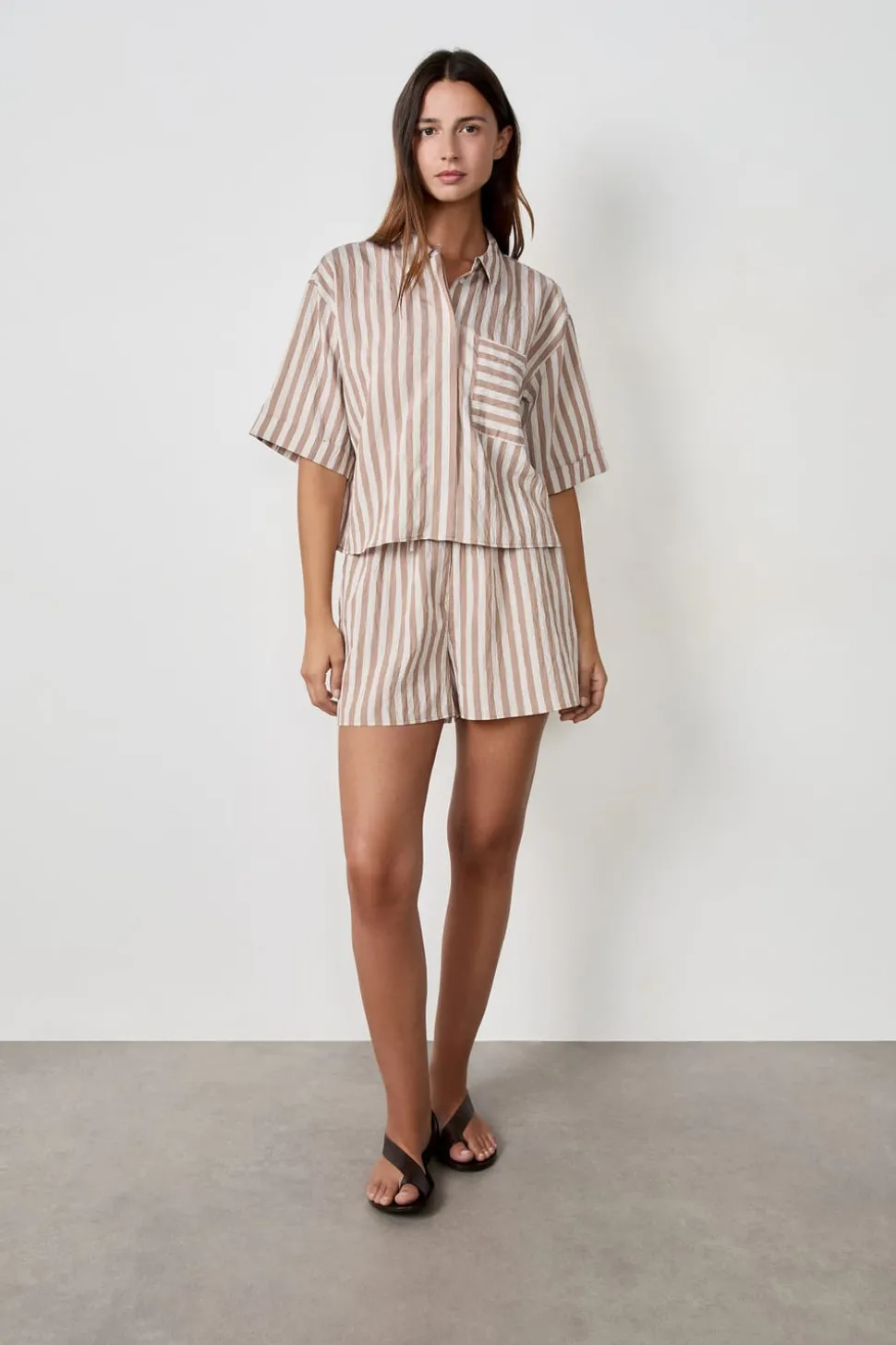 Camisa de manga corta a rayas