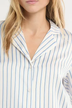 Camisa de pijama a rayas de satén