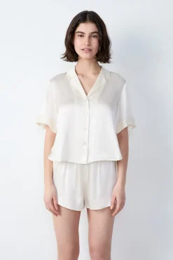 Camisa de pijama de seda de manga corta