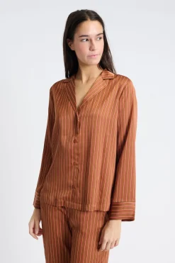 Camisa de pijama satinada a rayas