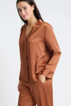 Camisa de pijama satinada a rayas