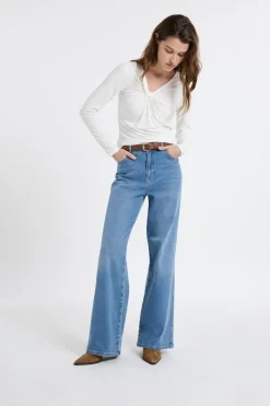 Camiseta con efecto drapeado acanalado