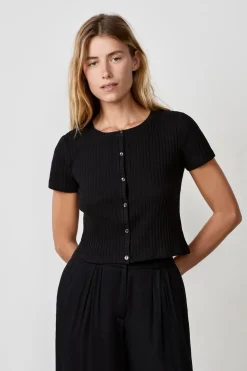 Camiseta de manga corta con botones