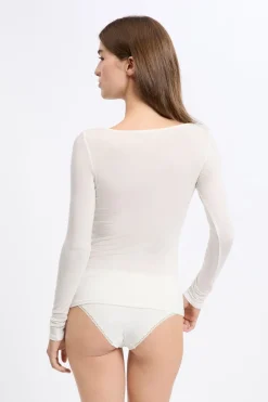 Camiseta de manga larga con cuello barco