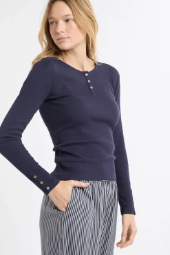 Camiseta de manga larga de algodón con botones