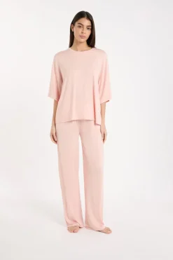 Camiseta de pijama con cuello redondo ancho