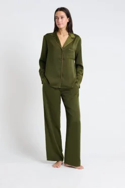 Camiseta de pijama satinada con estampados