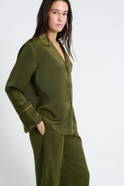 Camiseta de pijama satinada con estampados