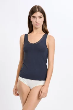 Camiseta interior de tejido térmico