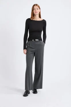 Camiseta térmica con cuello barco