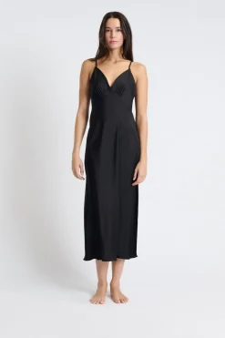 Camisón largo de satén