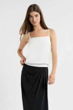 Caraco satiné à fines bretelles