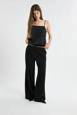 Caraco satiné à fines bretelles