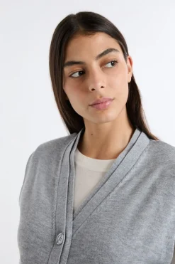 Chaleco sin mangas abotonado