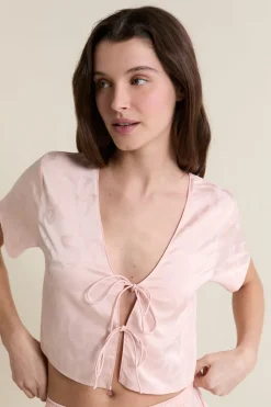Chemise de pyjama satinée avec noeuds