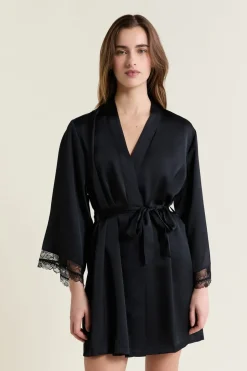 Déshabillé satiné