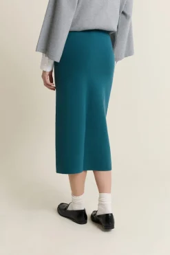 Falda larga de punto