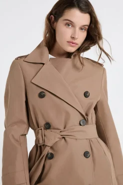 Gabardina larga con cinturón y algodón