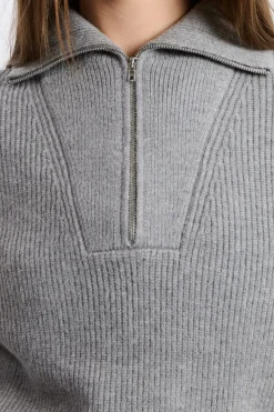 Jersey con cuello camisero y cremallera