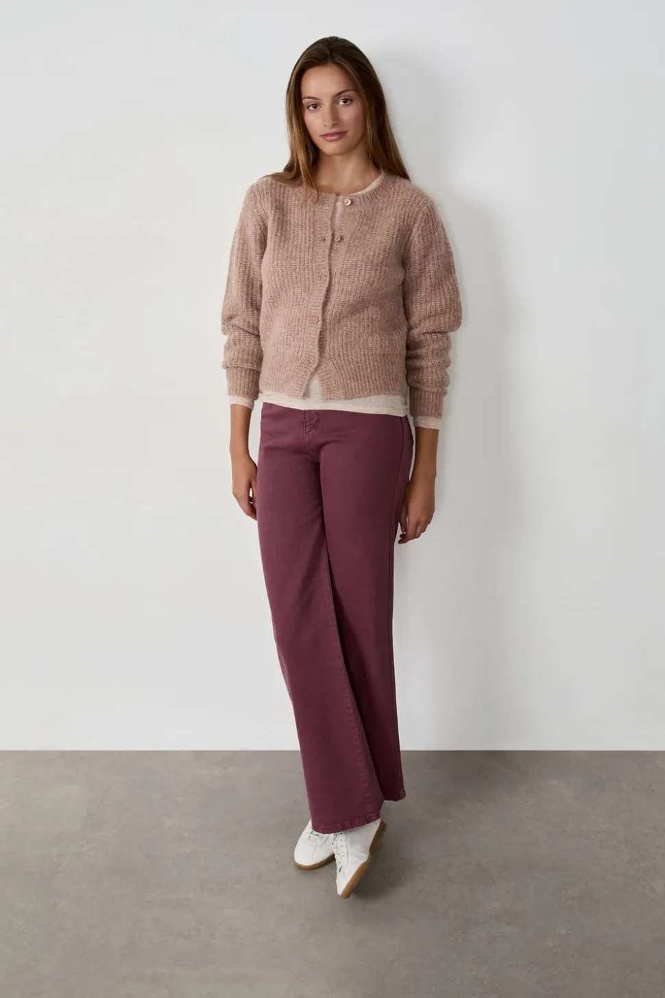 Jersey tipo cárdigan con botones y mangas largas