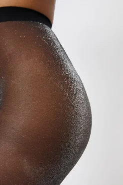 Medias semitransparentes brillantes