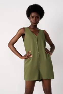 Mono corto de playa de lino