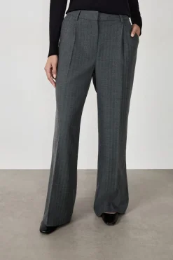 Pantalón ancho de rayas tenis