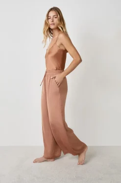 Pantalón ancho de satén