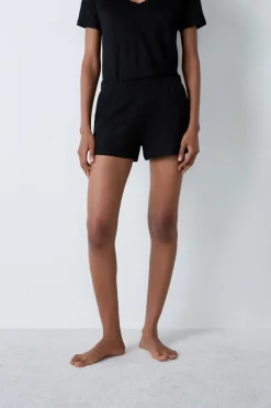 Pantalón corto 100% lino