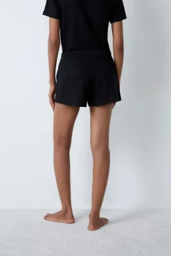 Pantalón corto 100% lino