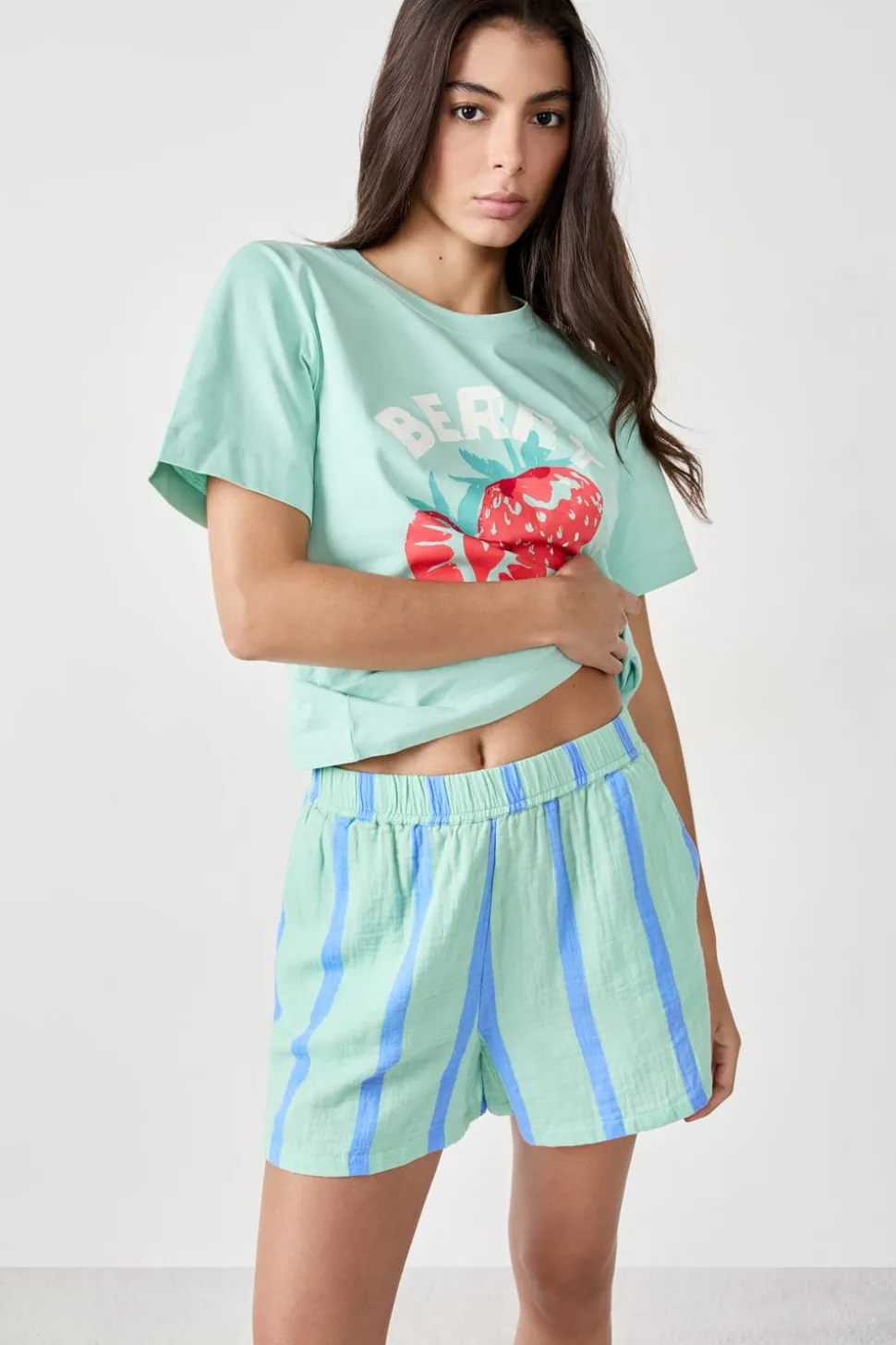 Pantalón corto de pijama a rayas de algodón