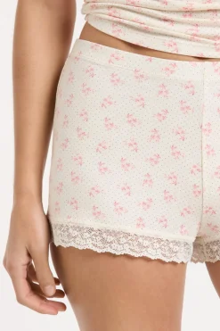 Pantalón corto de pijama con detalles de encaje