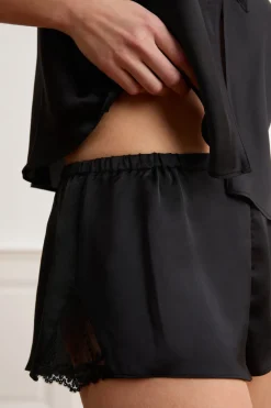 Pantalón corto de satén