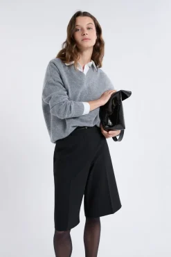 Pantalón corto tipo bermuda